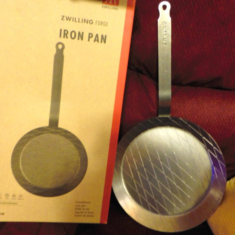 NEW in BOX - ZWILLING FORGE IRON PAN - 11"